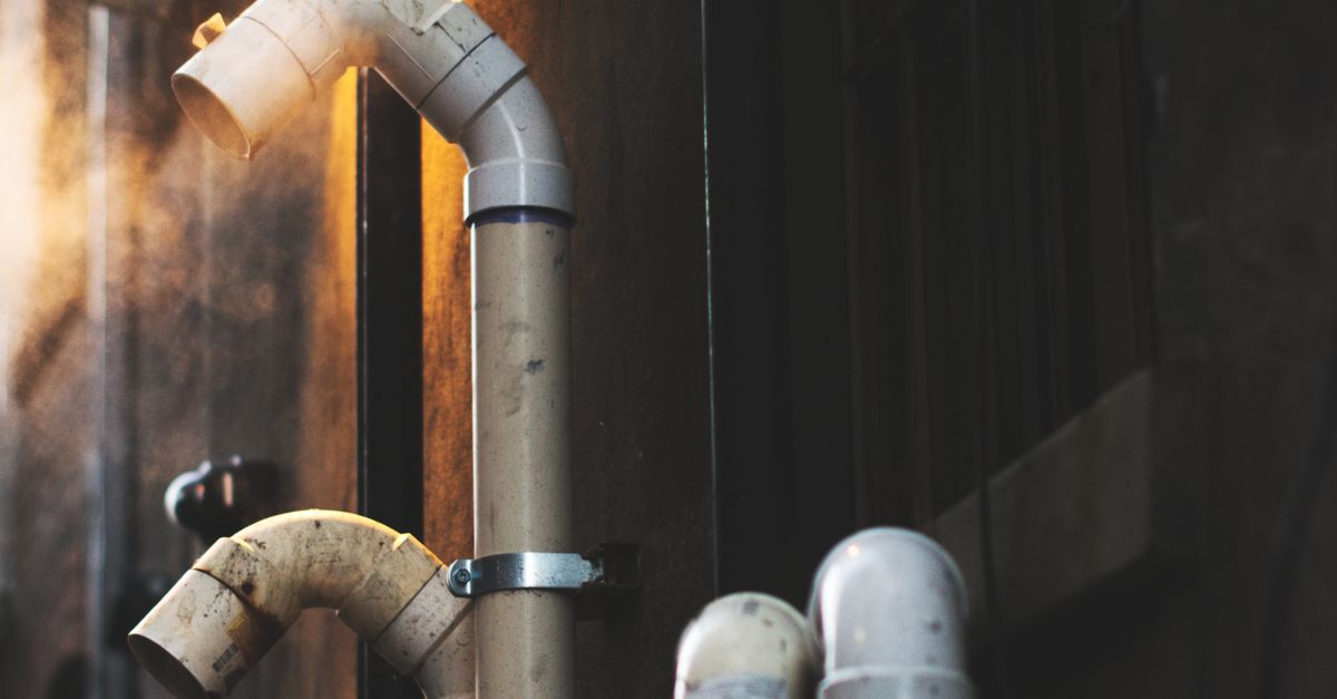How to Identify Early Signs of Plumbing Issues in Commercial Properties