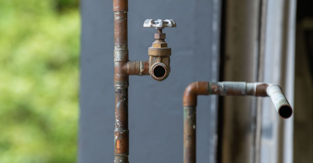 Step-by-Step Guide to Managing Toilet Overflow Crisis